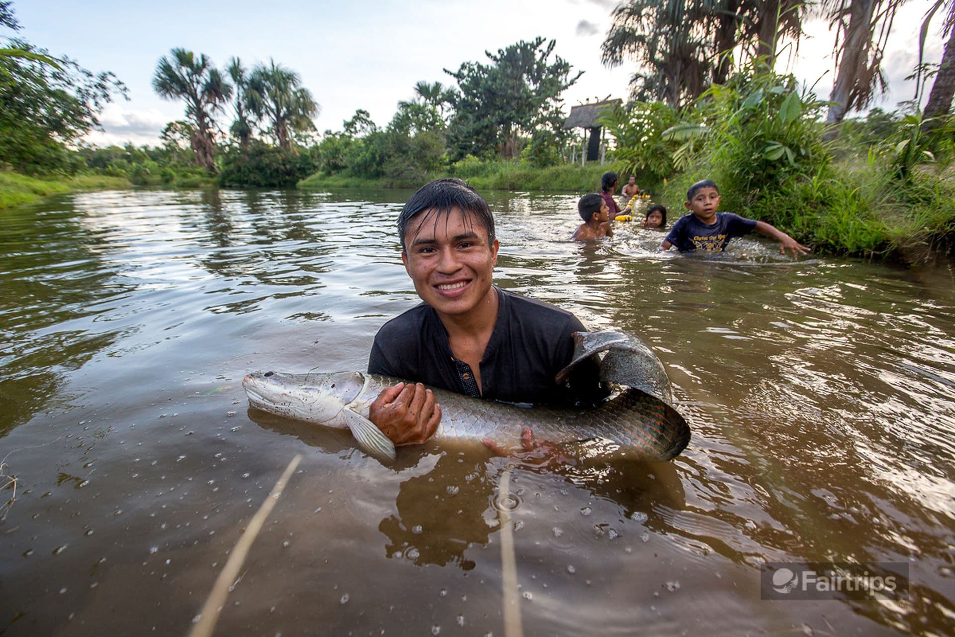 Canoe Tour with the Sinchi Warmi community